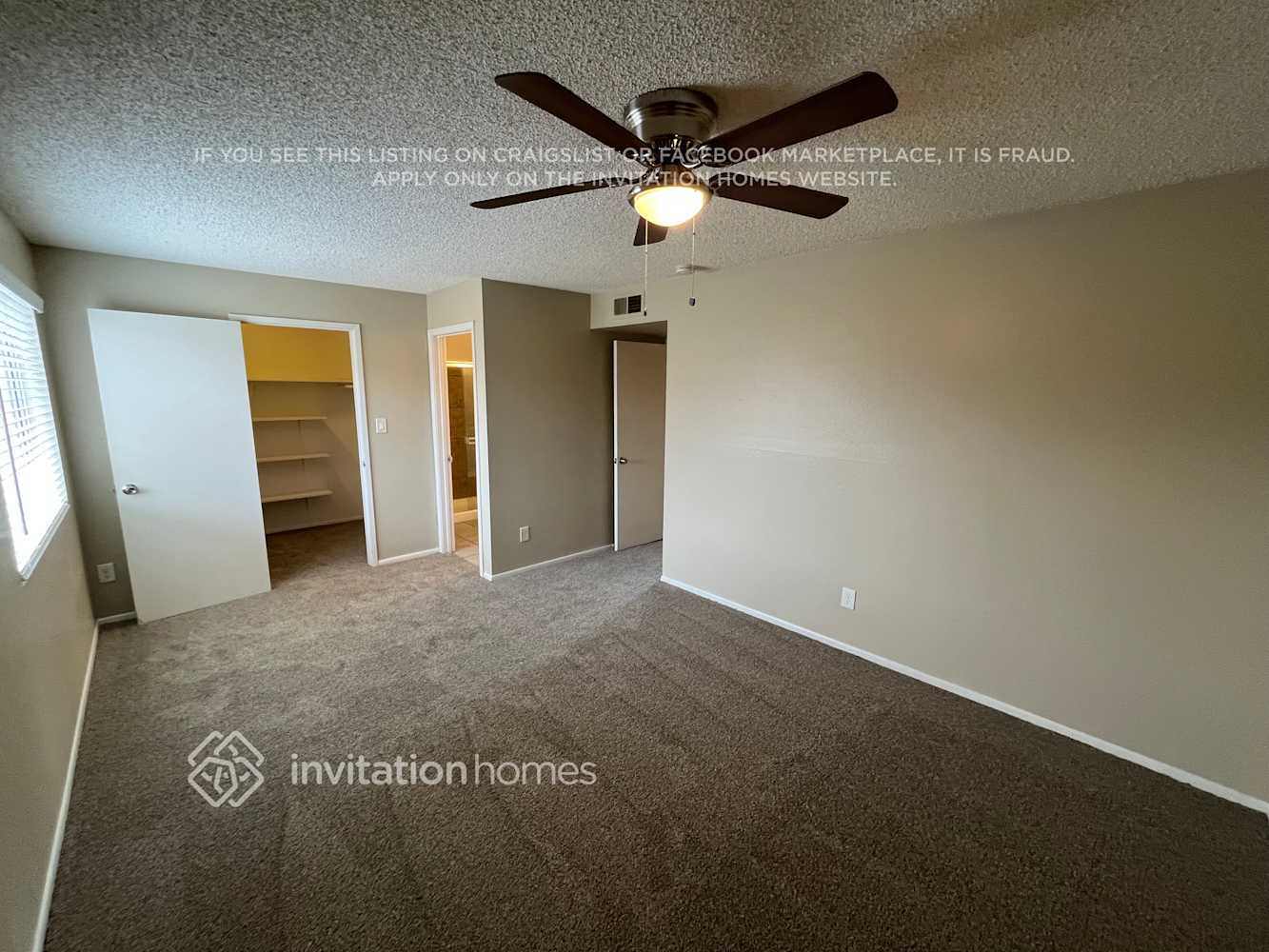 Building Photo - 5638 W Comet Ave