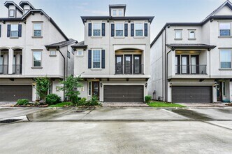 Building Photo - 1504 Peyton Oaks Pl