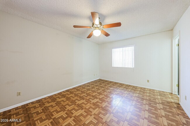 Building Photo - 18422 N 30th Ln