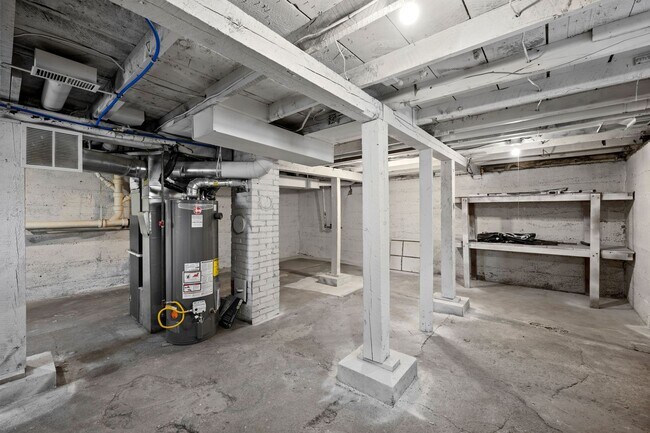 Building Photo - Northeast Spokane Home - Completely Remode...