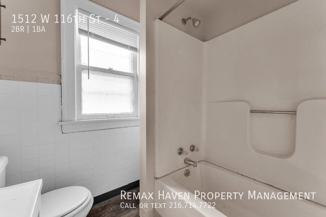 Building Photo - 1512 W 116th St
