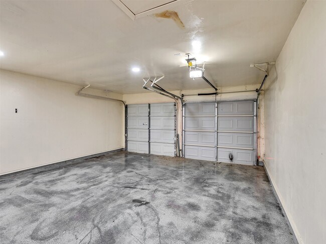 Building Photo - 22538 Market Square Ln