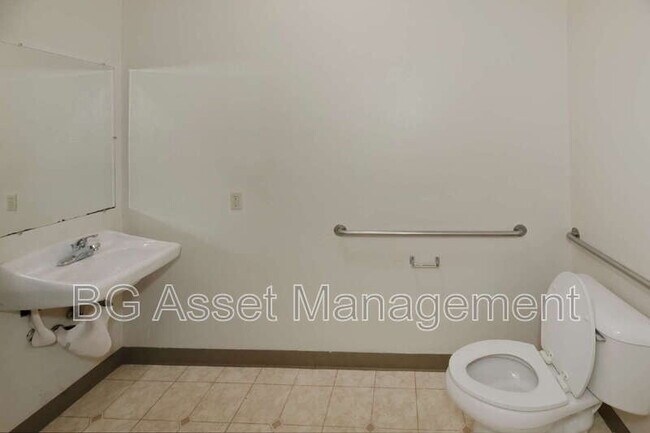 Building Photo - 701 San Pablo Ave