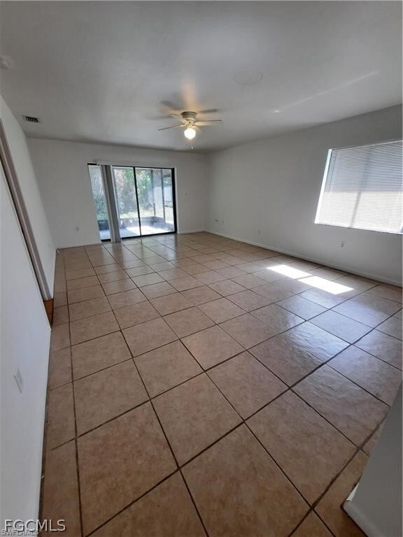 Building Photo - 937 SE 24th Ave