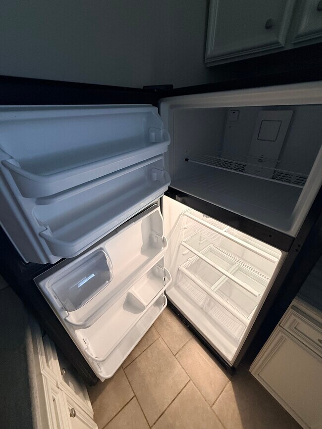 Building Photo - 822 Hardy Springs Cir