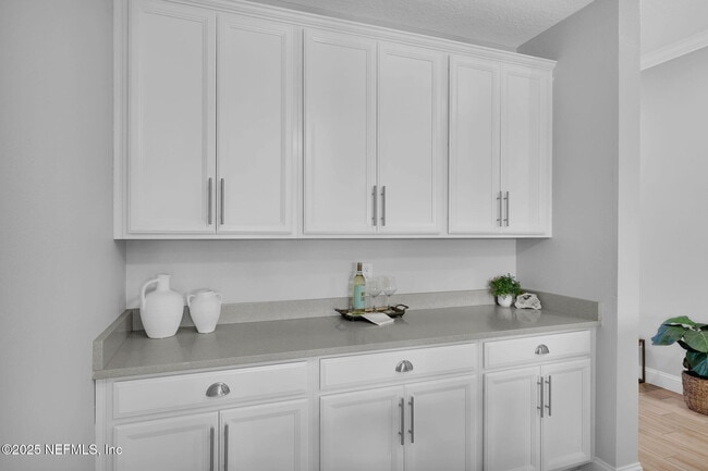 Building Photo - 94 Waterline Dr