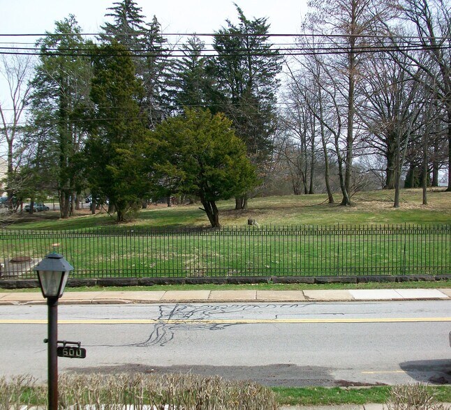 View from Front Porch - 600 S Dallas Ave