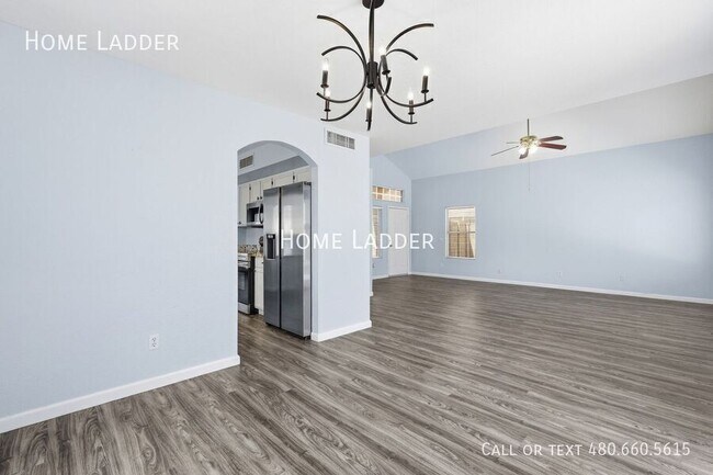 Building Photo - 7610 W Ironwood Dr