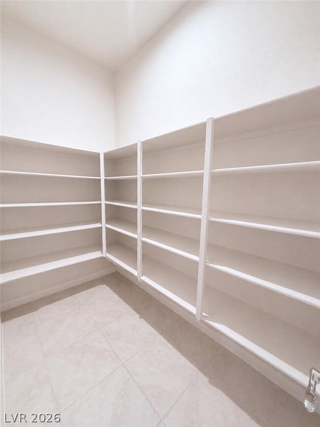 Building Photo - 684 Ambridge Dr