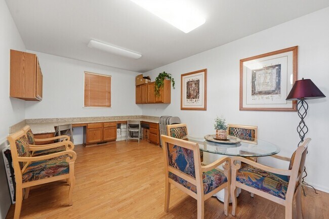 Building Photo - 3133 Falling Waters Ln