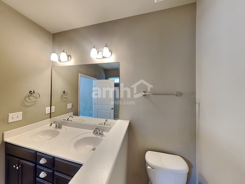 Building Photo - 149 Took Dr