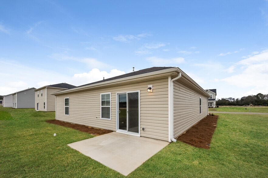 Building Photo - 123 King Buck Dr