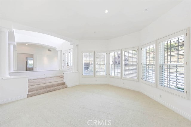 Building Photo - 12 San Remo