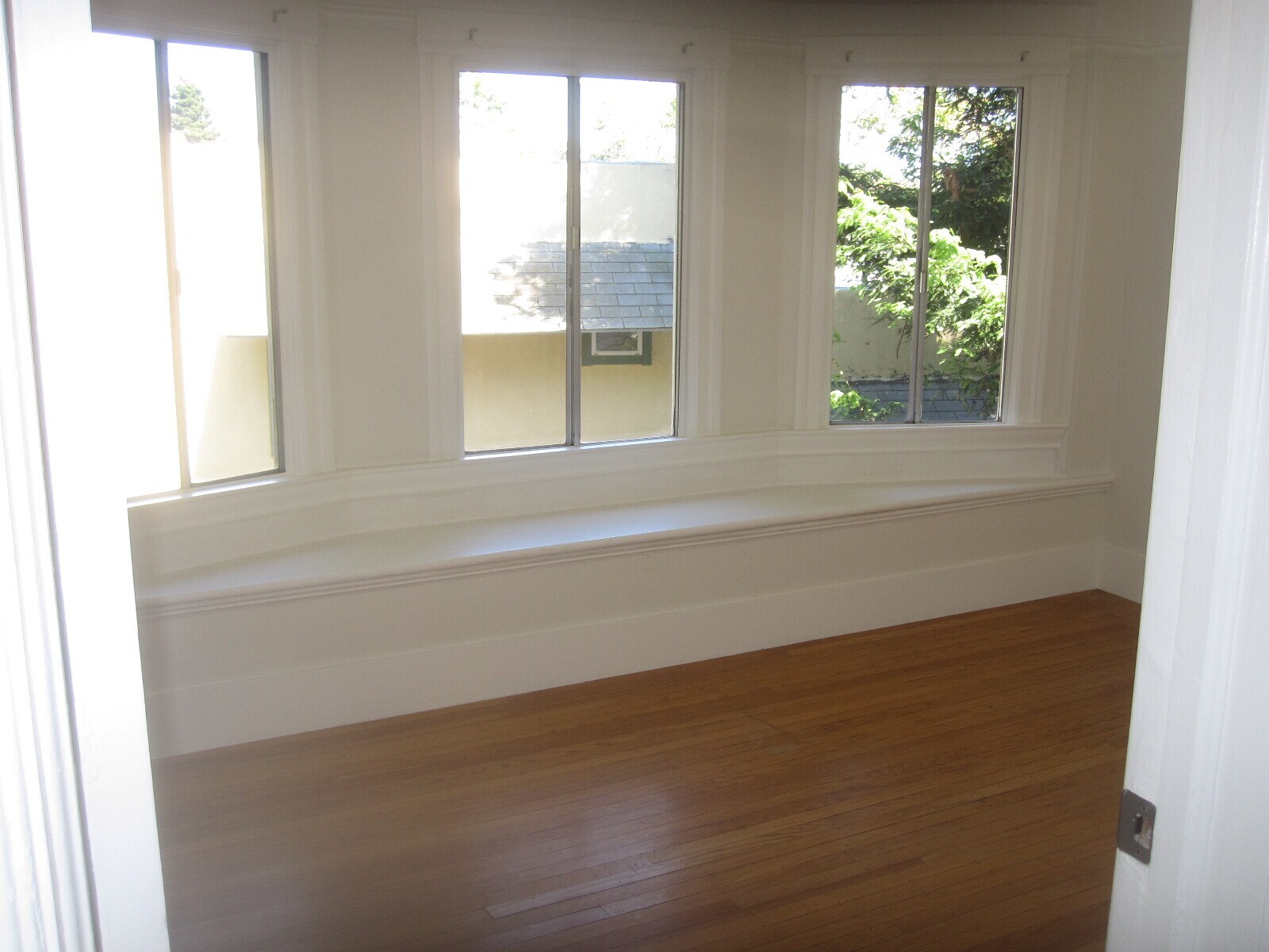 Front bedroom - 5826 Occidental St