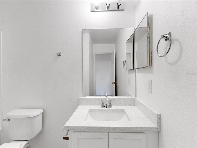 Building Photo - 7627 Long Island Dr