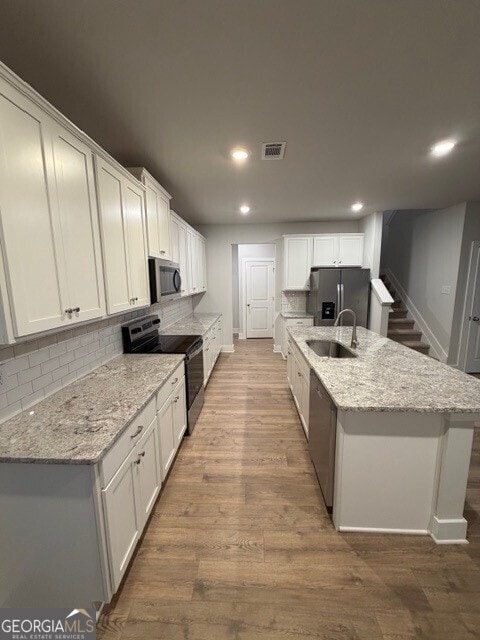 Building Photo - 116 Maple Trl