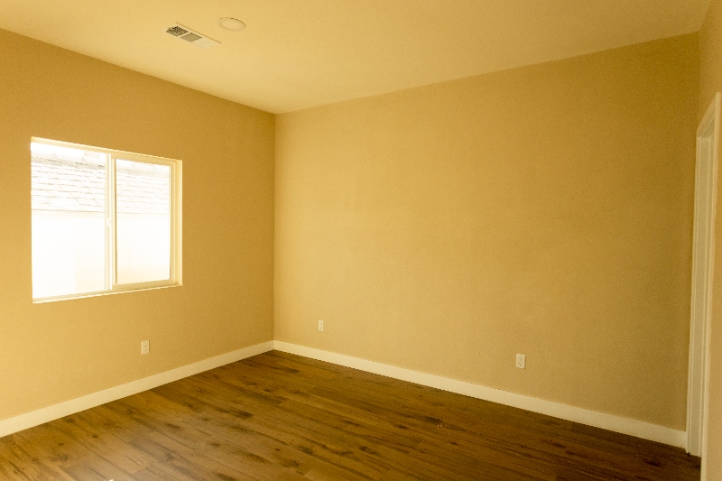 Building Photo - 9266 Ramona Ave