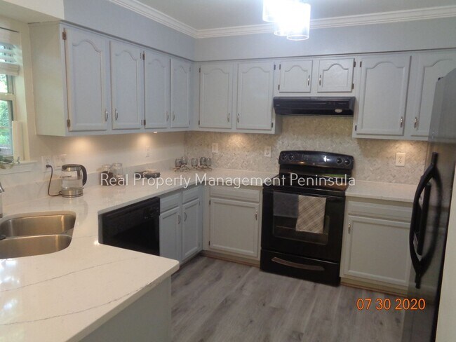 Building Photo - Single Home in Panther Place Williamsburg/...