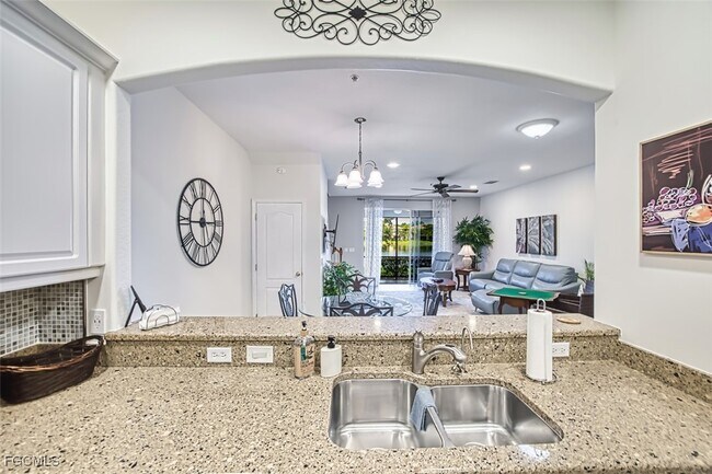 Building Photo - 3111 Cottonwood Bend