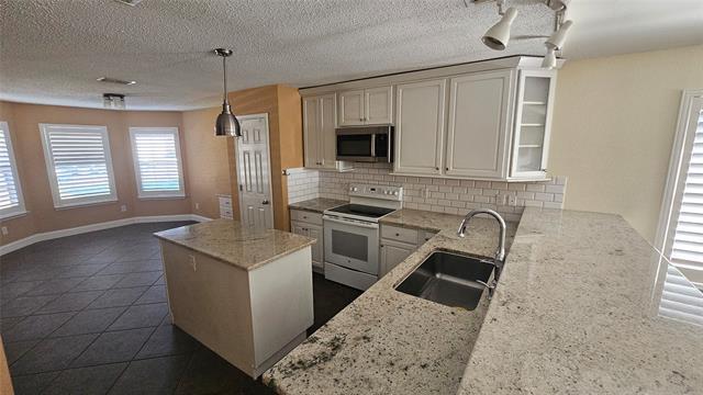 Building Photo - 9209 Whistlewood Dr