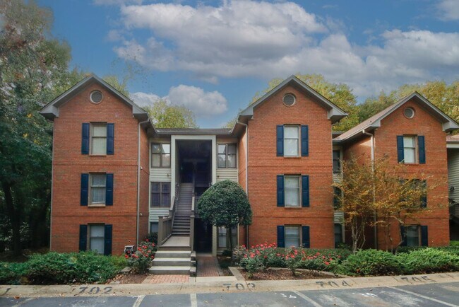 Primary Photo - Secluded Community Near The Perimeter Mall
