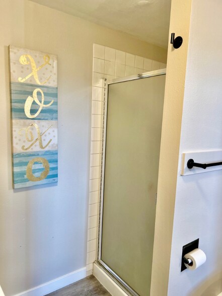 Building Photo - 11323 E 40th Ave