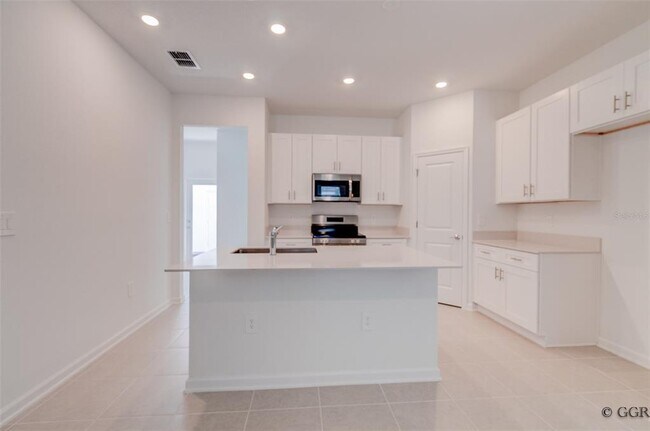 Building Photo - 1880 Rider Rain Ln