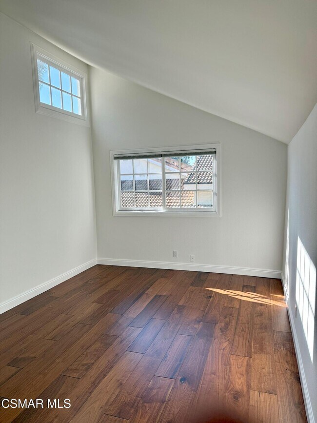 Building Photo - 829 Sorrelwood Ct