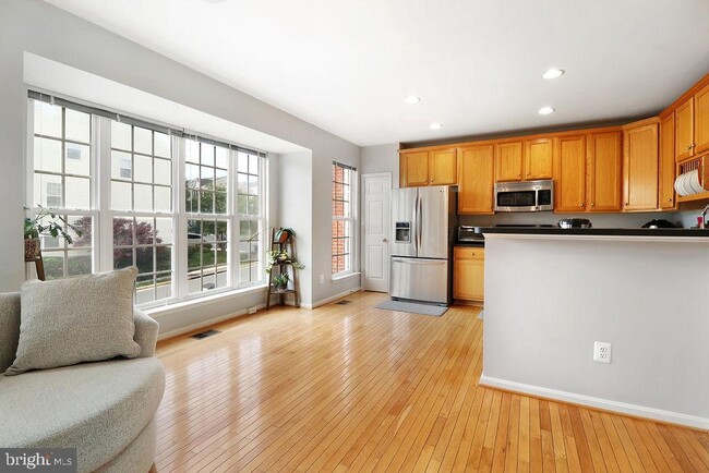 Building Photo - 42754 Montevista Square