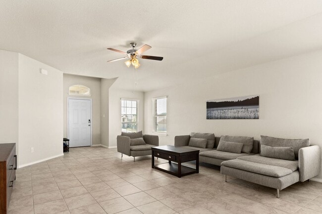 Building Photo - 2416 Elba Dr