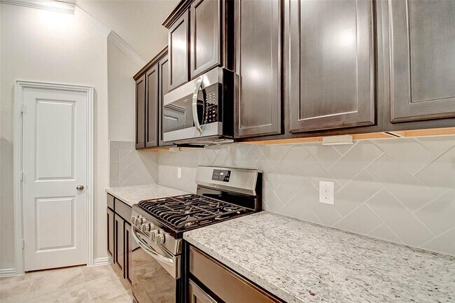 Building Photo - 2218 Pumpkin Patch Ln