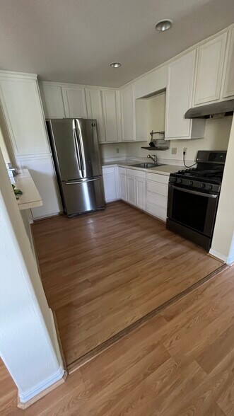 Building Photo - 5964 Merriewood Dr