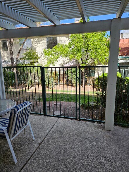 Back gate - 5252 Sunny Beach Ln
