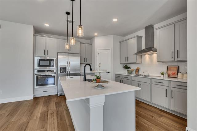 Building Photo - 1718 Zachary Ave