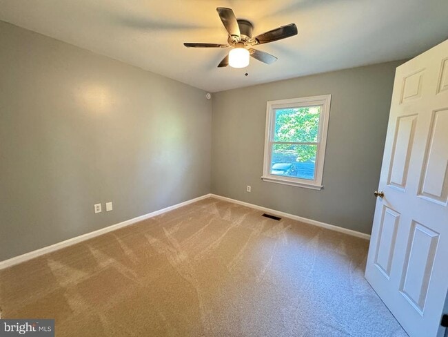 Building Photo - 10608 Holleybrooke Dr