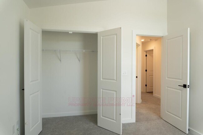 Building Photo - 1443 Darrowby Wy