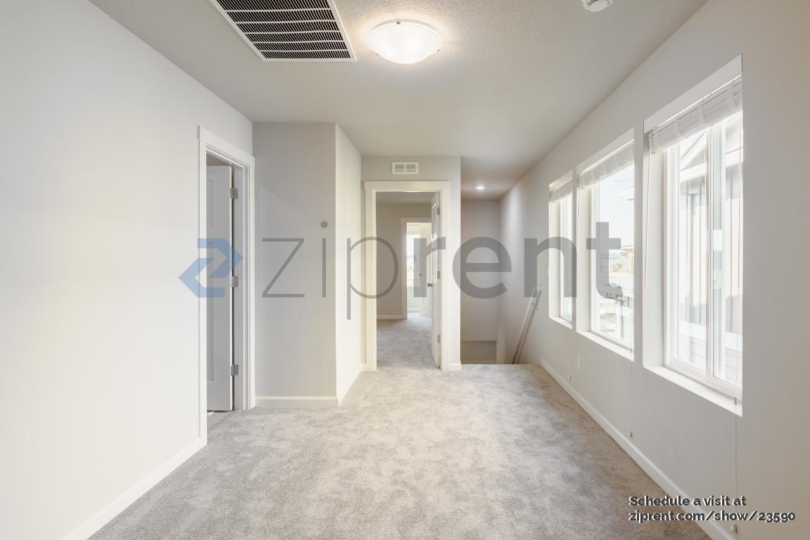 Building Photo - 4269 SE Sweetgum Ln