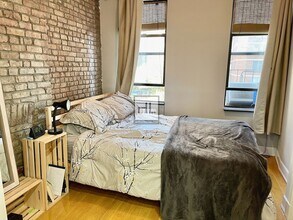 Building Photo - 2ND AVE.