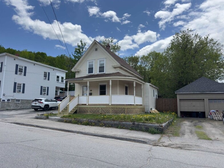 Building Photo - 246 E Mason St