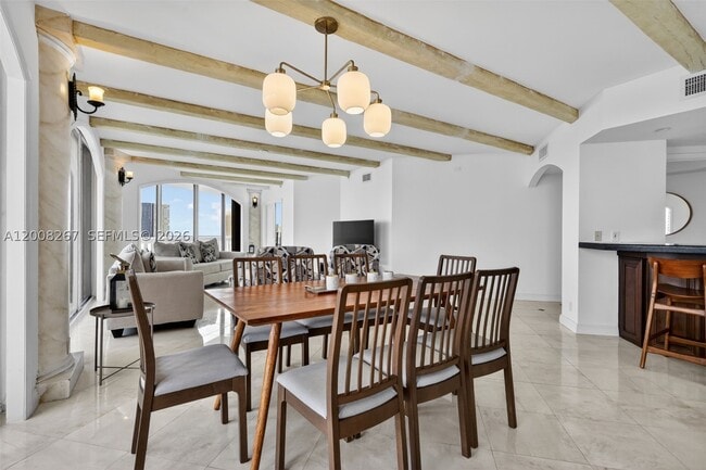 Building Photo - 3000 Island 2305 Is