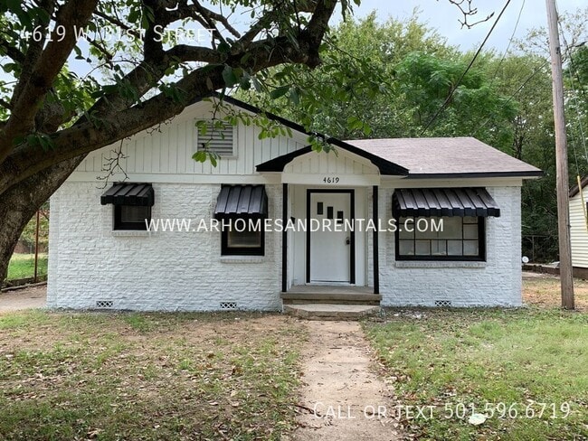 Building Photo - 4619 W 31st St