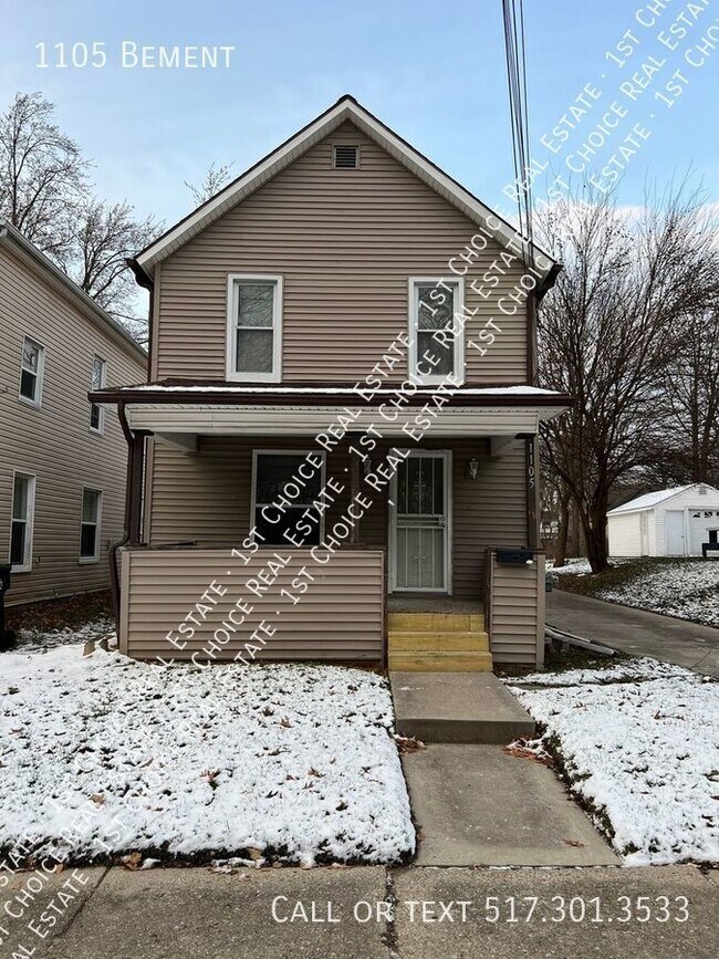 Building Photo - 1105 Bement-