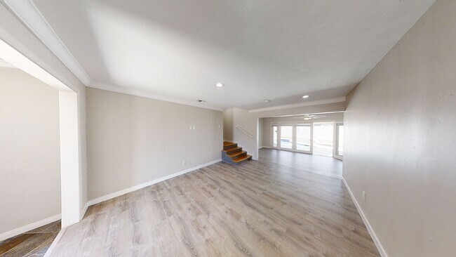 Building Photo - 4917 Rockford Dr