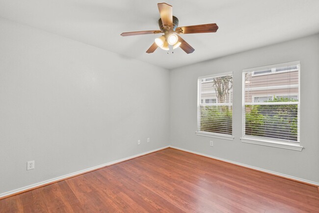 Building Photo - Stylish 2-Bed, 2-Bath Home with Unique Ups...