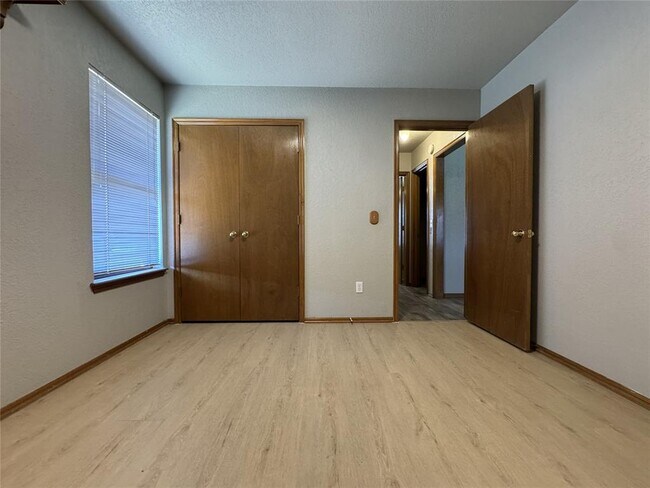 Building Photo - 13320 Cayman Ln