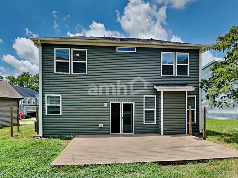 Building Photo - 112 Occidental Dr