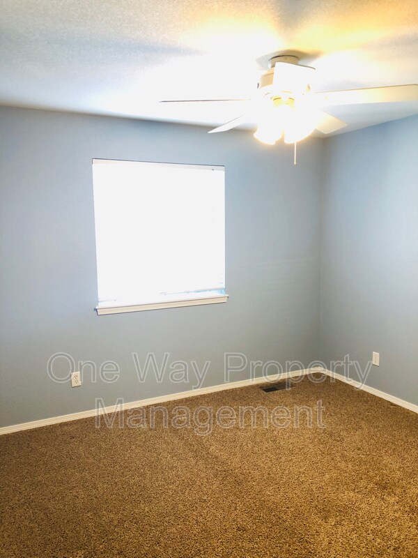 Building Photo - 2208 Merlot Ct