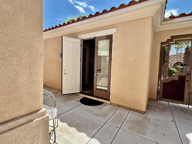 Building Photo - 81562 Camino Los Milagros