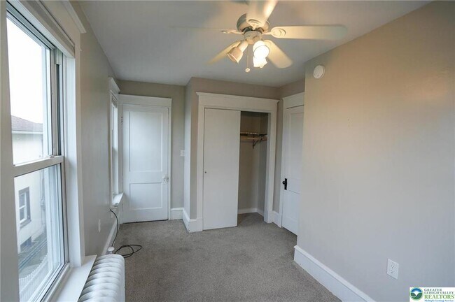 Building Photo - 628 Coal St