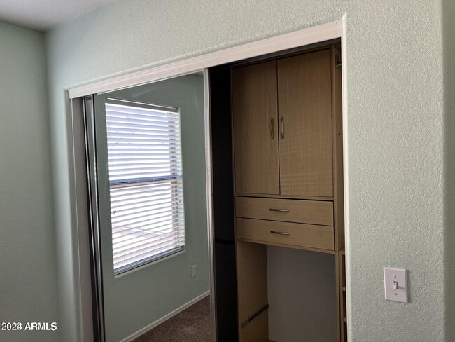 Building Photo - 3943 E Jasper Dr